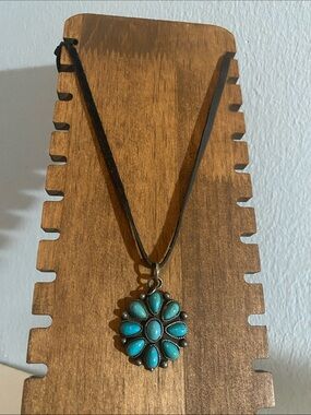 Turquoise Teardrop Flower Pendant Necklace